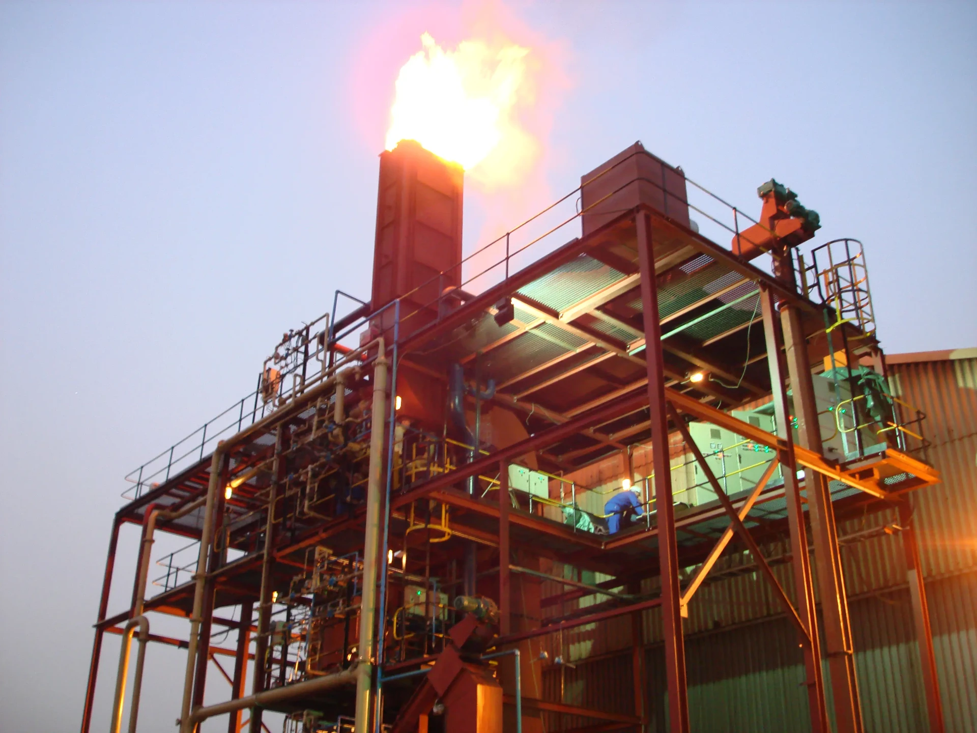 Waste-to-energy plant in late afternoon operation